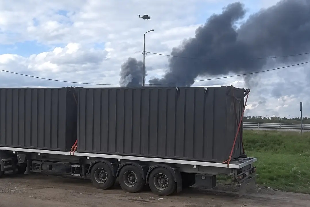 A drone emerging from the back of a truck during Operation Spiderweb. Screenshot: Sirena