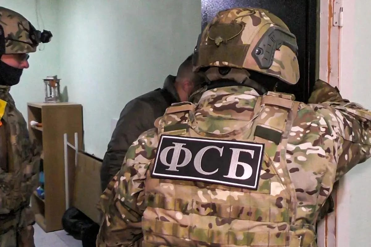“They tasked me with getting him to admit he was LGBTQ too”: A Russian trans girl's first-hand account of how to escape the FSB