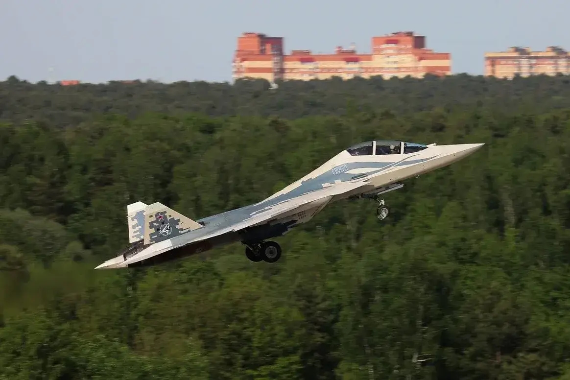 A Russian Su-57 fifth-generation fighter takes off during a flight demonstration. Photo: Rostec