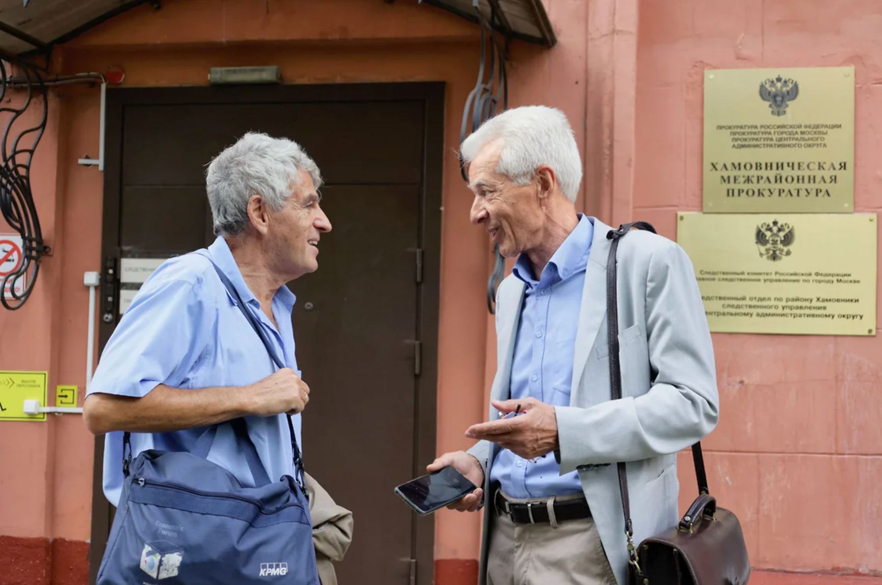 Leonid Gozman and lawyer Mikhail Biryukov