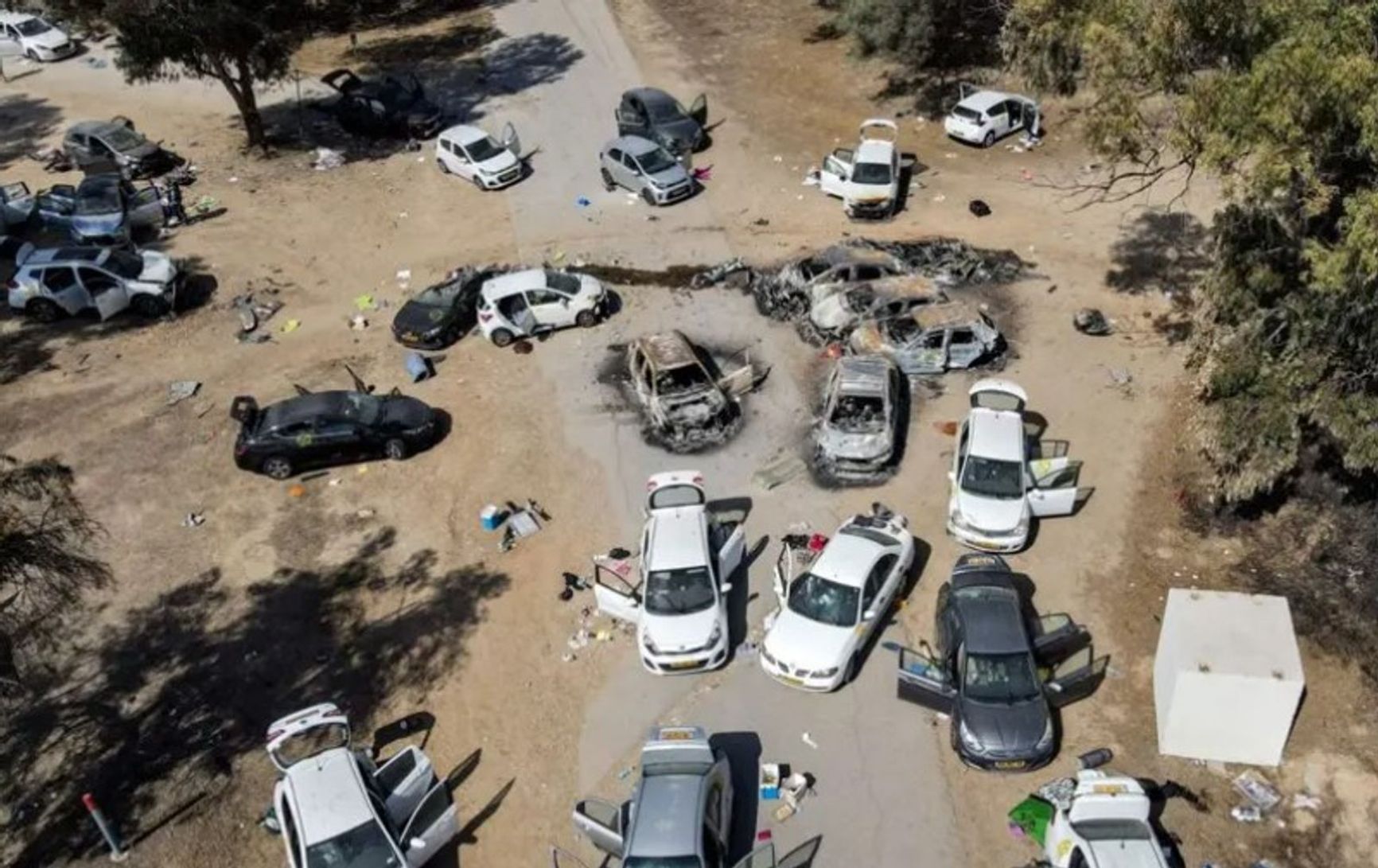 Supernova festival parking lot after the Hamas attack