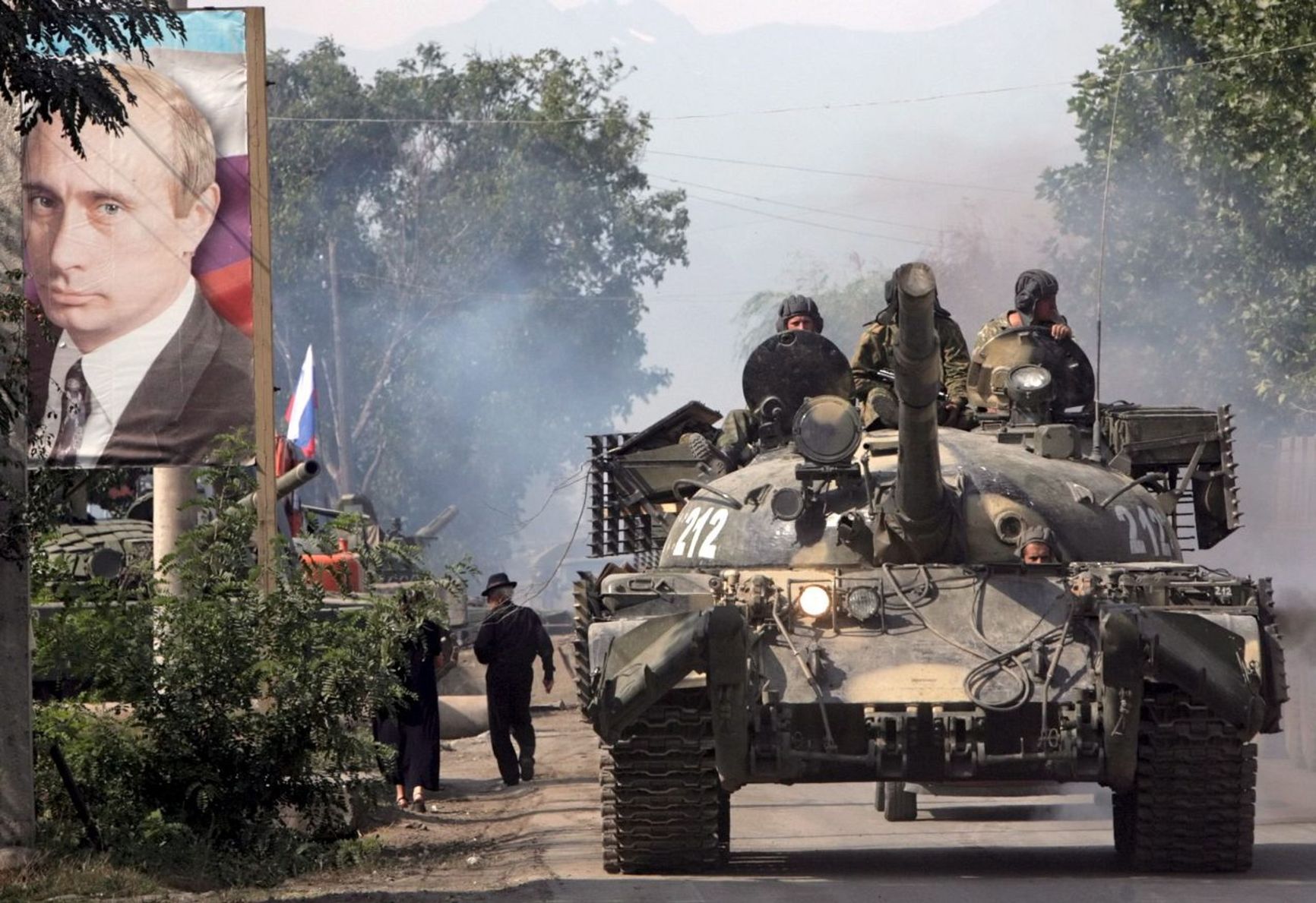 A Russian T-62 in Tskhinvali in August 2008