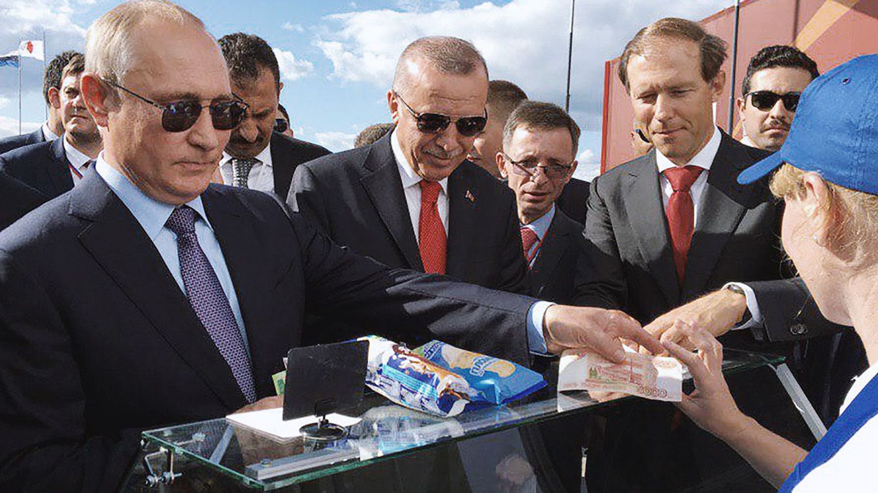 Vladimir Putin and Recep Tayyip Erdogan buy ice cream at the 2019 MAKS air show.