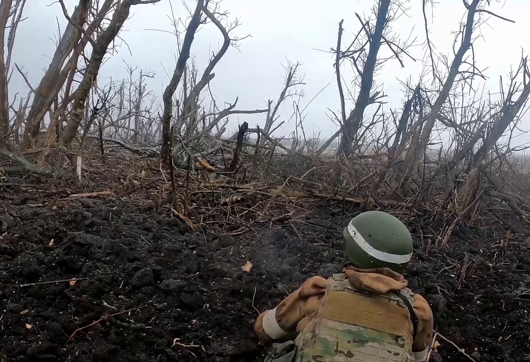 Российский военный под Новомихайловкой