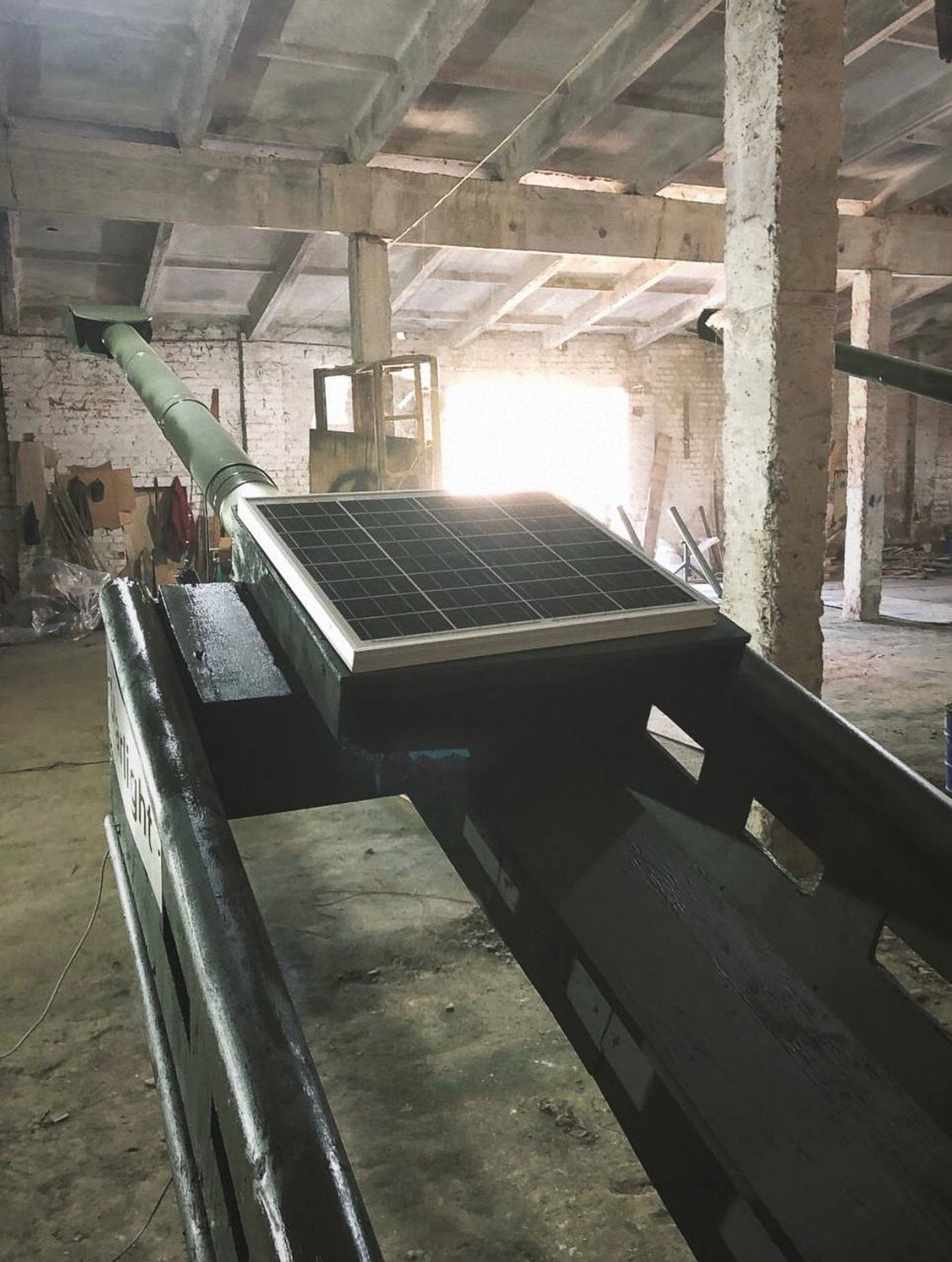 Ложная цель в виде гаубицы M777 c технологией имитации нагрева ствола