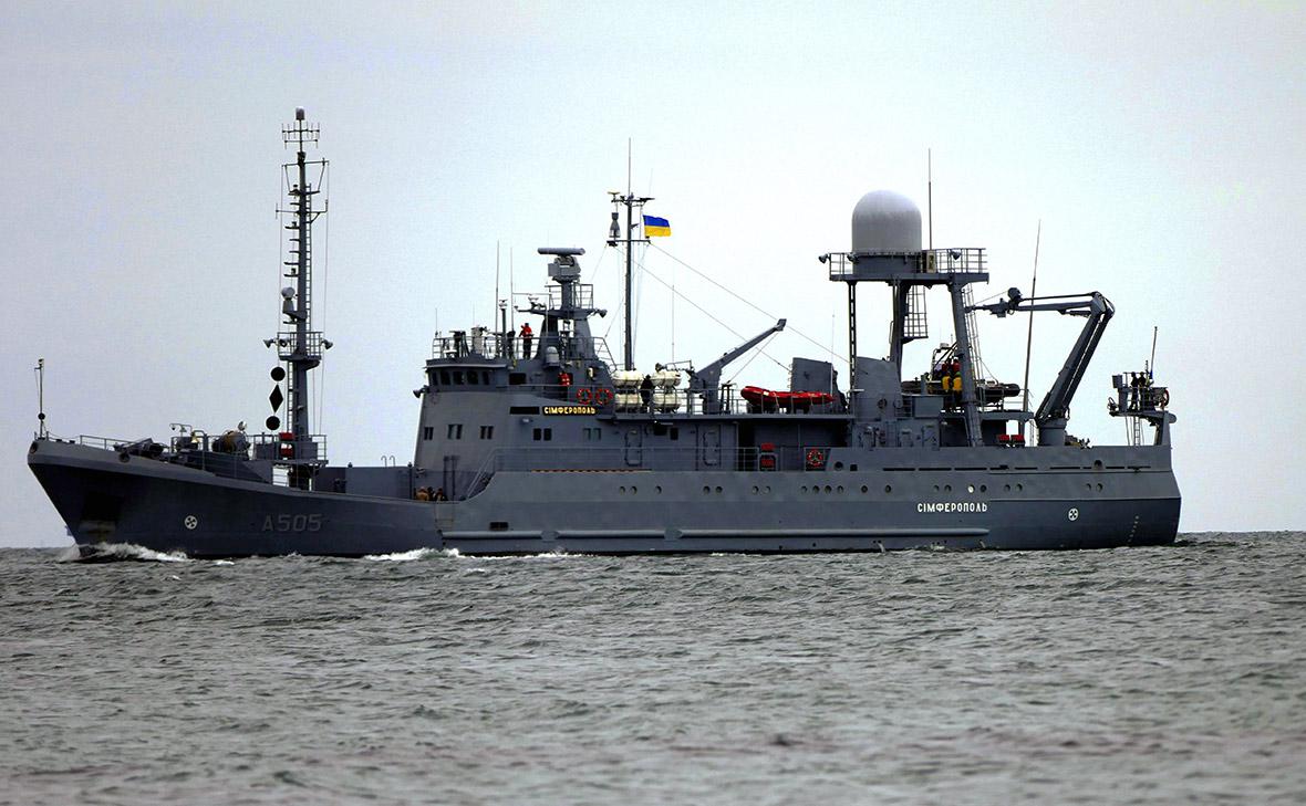 Ukraine’s reconnaissance vessel Simferopol seen at a naval parade rehearsal in Odesa, August 2021. Photo: Global Look Press