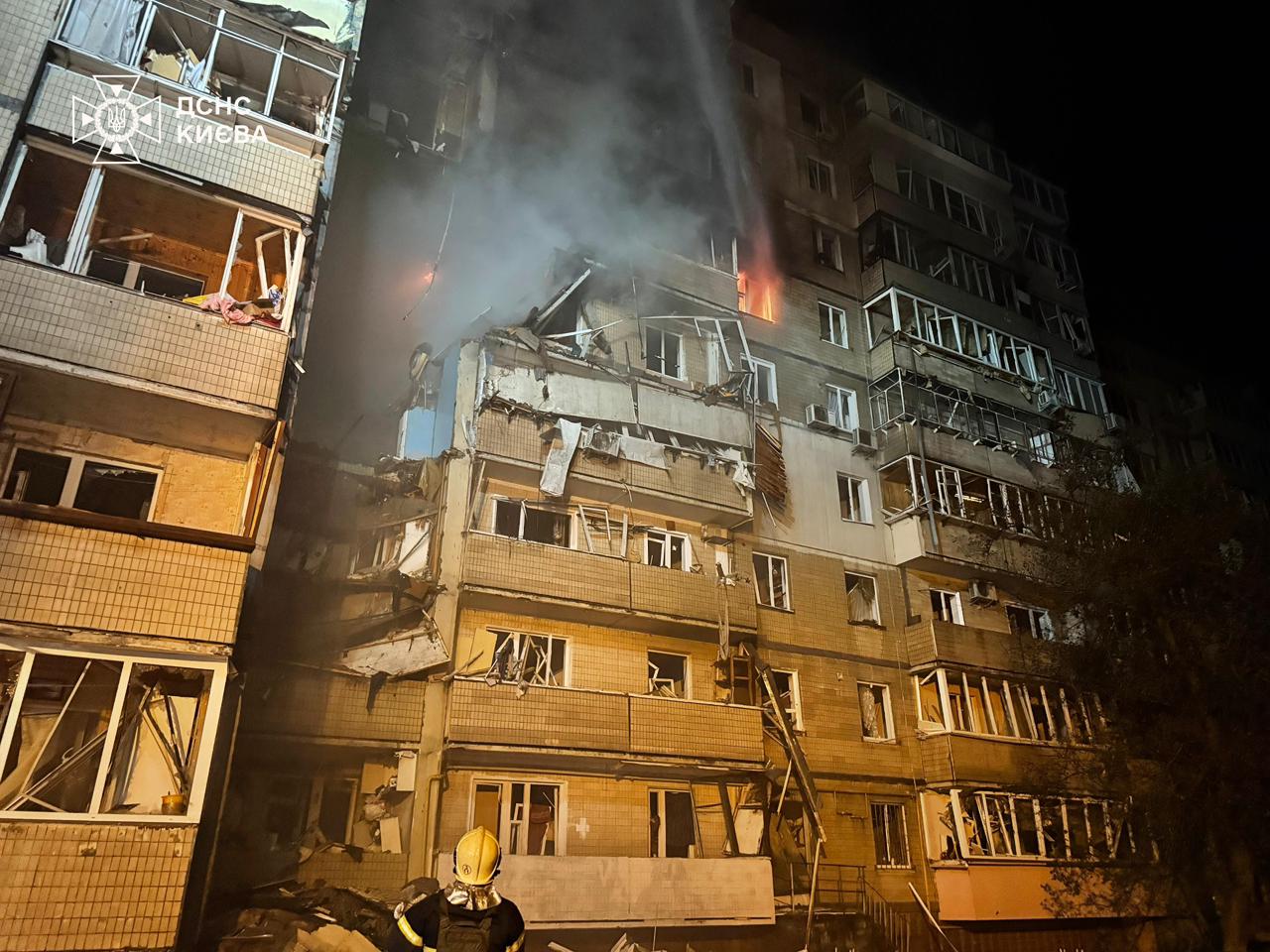 A residential building in Kyiv ablaze after Russia's overnight attack on Sept. 7. Photo: State Emergency Service of Ukraine