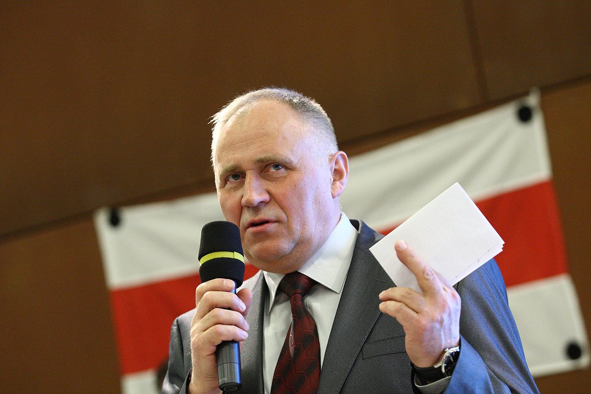 In December 2021, veteran Belarusian dissident Mikola Statkevich was sentenced to 14 years in prison on charges of “organizing mass unrest.” Photo: Vida Press
