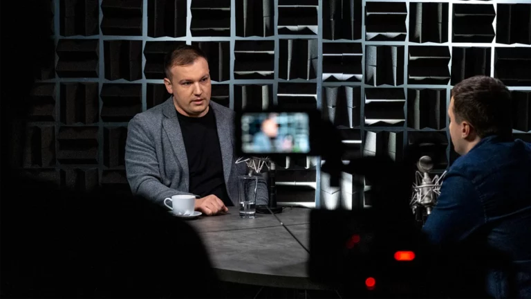 Rybar, which has over 1.5 million subscribers on Telegram, was founded by Mikhail Zvinchuk, a former employee with the press service of the Russian Ministry of Defense. Photo: RTVI