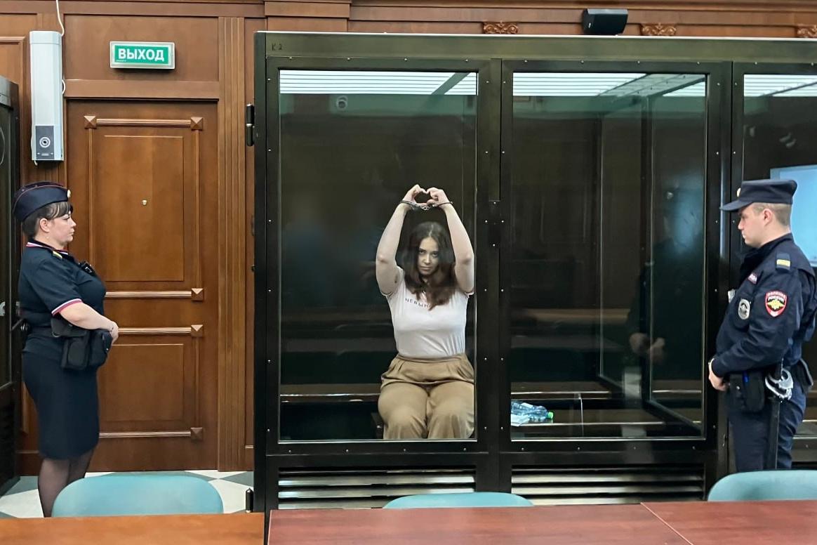 Russian court hands science journalist Darya Shipacheva 12 years in treason case reportedly linked to Ukraine money transfer